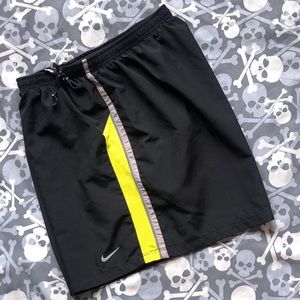 Nike Distance 5" Running Shorts